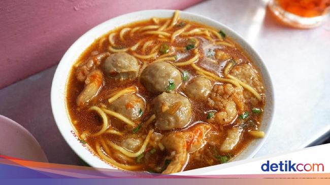 10 Racikan Bakso Super Pedas Dijamin Bikin Kamu Ngiler