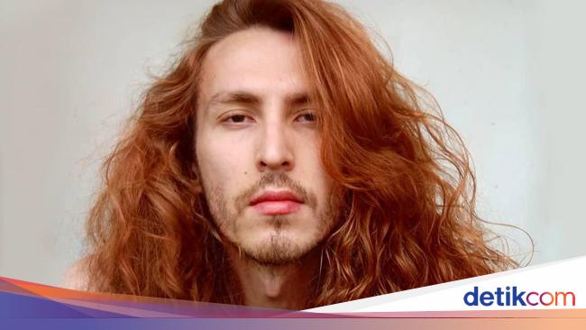 Bikin Wanita Iri 10 Pria  dengan Rambut  Indah  Seperti 