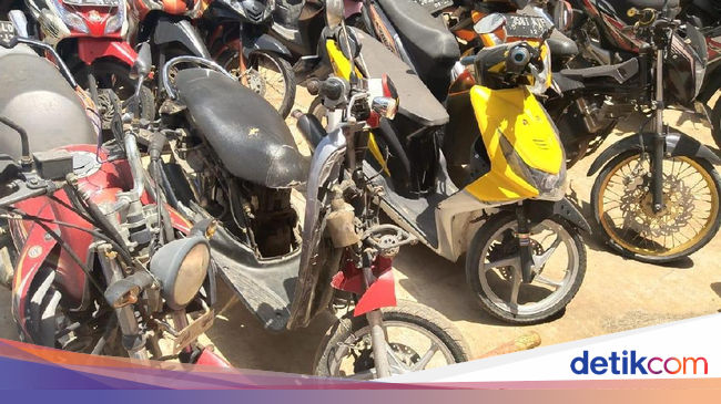 Kerusakan Scoopy Adi yang Butuh Jutaan Rupiah untuk Diperbaiki Kerusakan Scoopy Adi yang Butuh Jutaan Rupiah untuk Diperbaiki