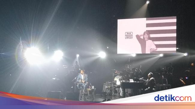 Glenn Fredly Berikan Penghormatan Pada Dian Pramana Poetra 