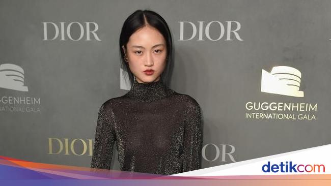 Foto Model Iklan Lipstik Foto Model Iklan Lipstik