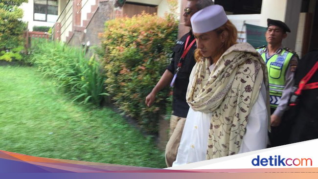 Aniaya 2 Remaja, Bahar bin Smith Terancam 8 Tahun Bui - detikNews