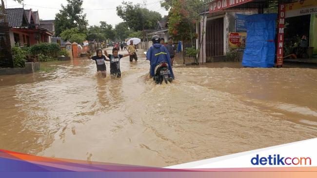 7 Jam Diguyur Hujan Trenggalek Terendam Banjir