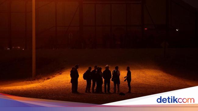 Angkatan Laut Senegal Cegat Hampir 80 Migran di Lepas pantai