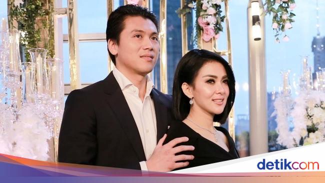 Honeymoon di Swiss Syahrini dan Reino Barack Didoakan 