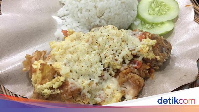 Yummy! Ayam Geprek Berselimut Keju Leleh Ada di Sini