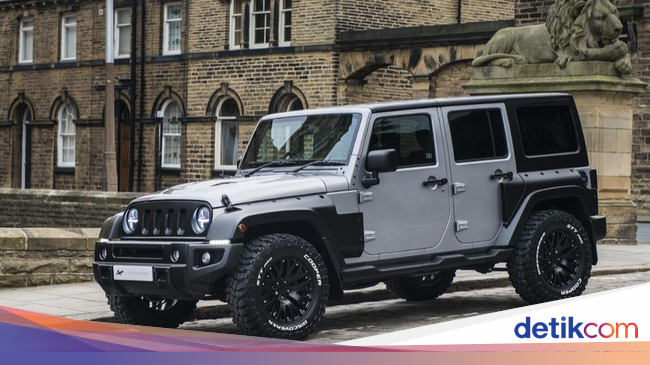 Jeep Wrangler Berbalut Baju Militer