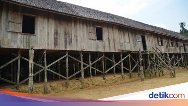 15 Rumah Adat Kalimantan dan Karakteristiknya, Kamu Perlu Tahu