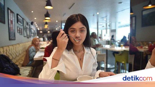 Gaya Kulineran Hits Vieranni, Model Cantik yang Dirayu 