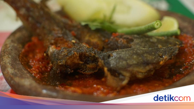 Nikmatnya Pecel Lele Makanan Merakyat yang Gurih Renyah Nikmatnya Pecel Lele Makanan Merakyat yang Gurih Renyah