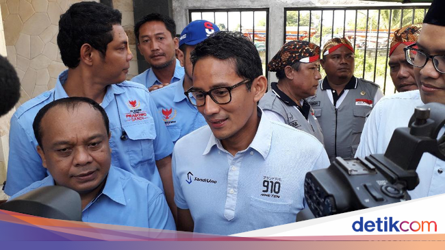  Sandi  Prihatin Pemecatan Guru Honorer Gegara Pamer Stiker  