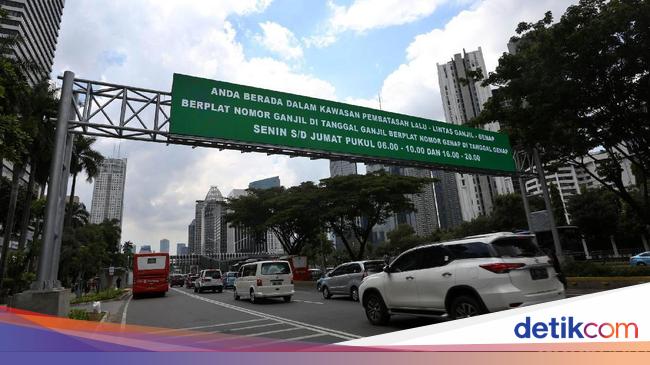  Ganjil  Genap  di  Jakarta  Tak Berlaku untuk Motor 