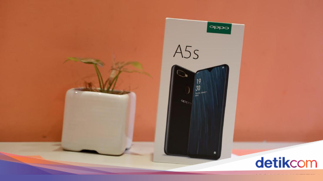 Unboxing A5s, Ponsel Jagoan Terbaru Oppo Rp 1 Jutaan