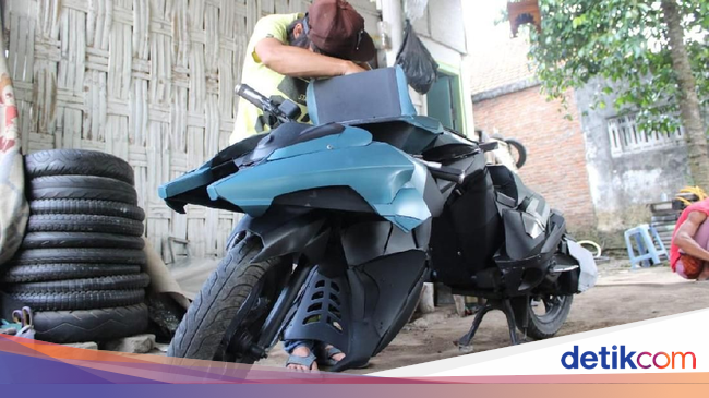 Warga Jombang Sulap Yamaha Mio Jadi Motor Batman Warga Jombang Sulap Yamaha Mio Jadi Motor Batman