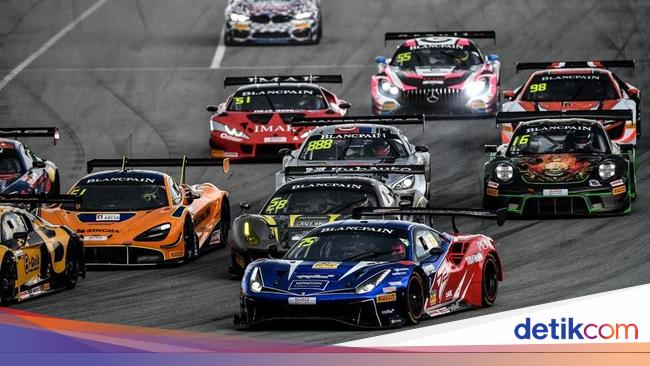 Aksi Rio Haryanto di Blancpain GT World Challenge Asia 2019