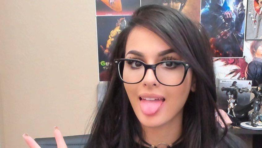 Where Does Sssniperwolf Live