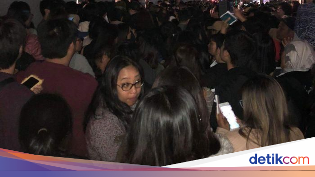 WNI di Australia Masih Antre untuk Nyoblos Hingga Malam Hari