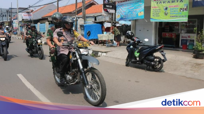  Polisi  Bersenjata Api Patroli 24 Jam  di Bekasi Selama 