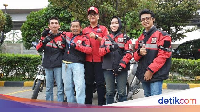  Komunitas  Motor  Pengawal Ambulans karena di Indonesia  