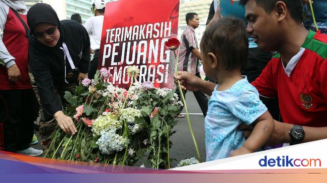 Lirik Lagu Dan Chord Gitar Gugur Bunga Ciptaan Ismail Marzuki Lirik Lagu Dan Chord Gitar Gugur Bunga Ciptaan Ismail Marzuki