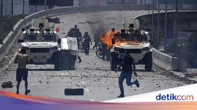Memori Mencekamnya Perang Dingin Dalam Krisis Venezuela Halaman 2