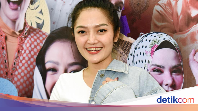 Usai Lebaran, Siti Badriah Jadi Manten