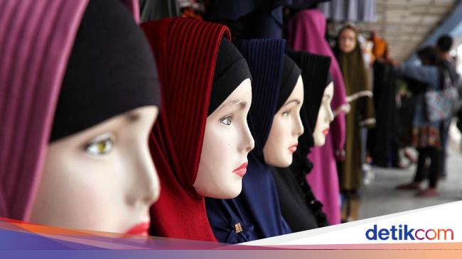Hijab Syar i Jadi Tren Baju Lebaran di Tanah Abang Mulai  Hijab Syar i Jadi Tren Baju Lebaran di Tanah Abang Mulai