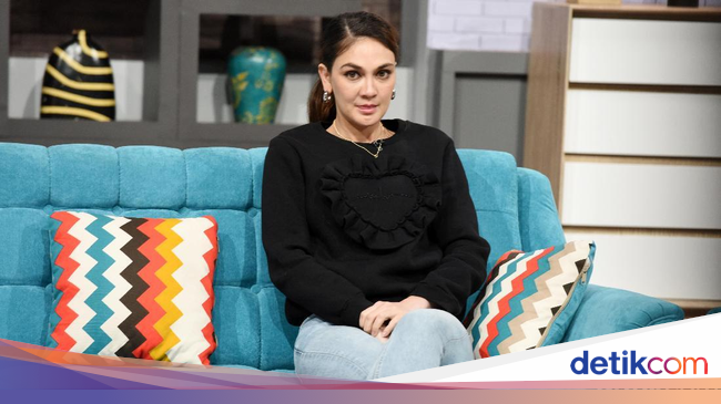 Luna Maya Minta Maaf Unggah Adegan 'Aladdin' di Instagram 