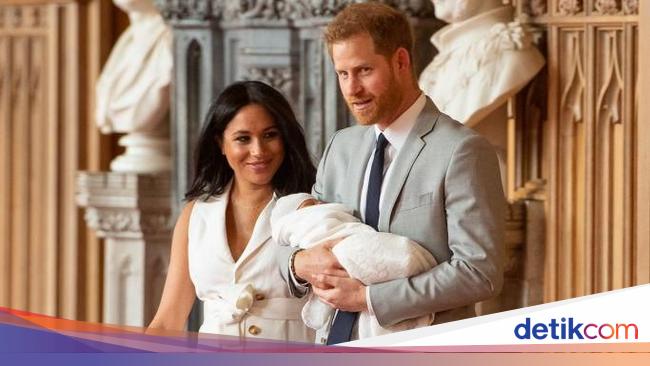 Meghan Markle Pangeran Harry Langgar 5 Tradisi Kerajaan 