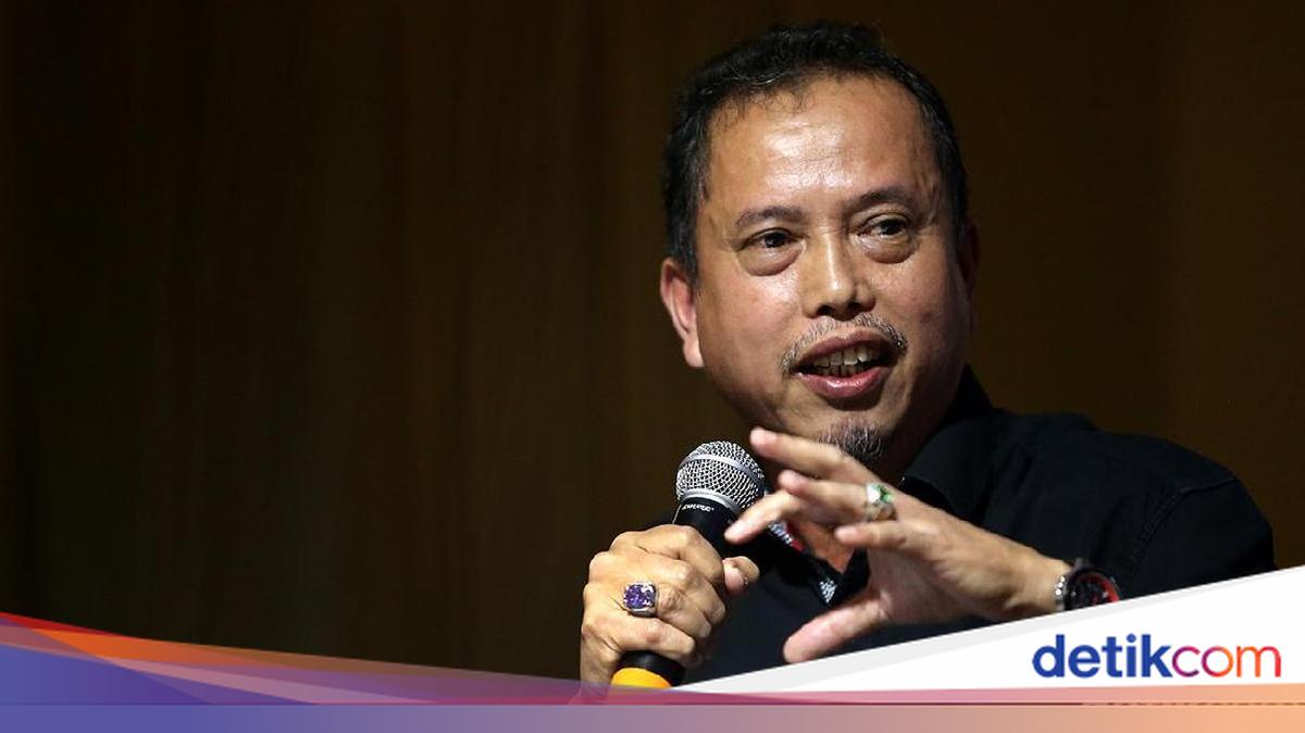 IPW: Serangan Zakiah Aini untuk Buktikan Mabes Polri Bisa Diserang dari ...