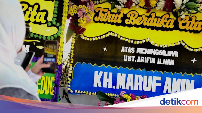 Ma ruf Amin Hingga AHY Kirim Karangan Bunga ke Az Zikra Ma ruf Amin Hingga AHY Kirim Karangan Bunga ke Az Zikra
