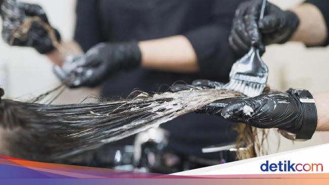 Kulit Kepala Wanita Ini Melepuh Usai Bleaching  Rambut 