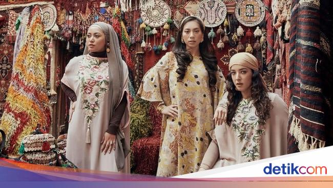 20 Inspirasi Baju Lebaran Paling Hits 2021 20 Inspirasi Baju Lebaran Paling Hits 2021