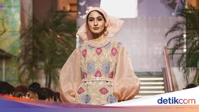 Didiet Maulana Angkat Keindahan Songket Bali untuk Baju 