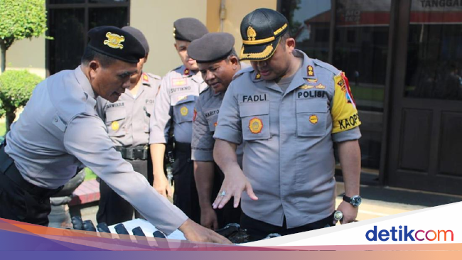 Pos Pengamanan Mudik Lebaran di Jombang Dilengkapi Senpi 