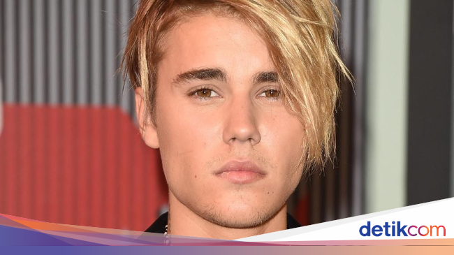 Evolusi Gaya Rambut Justin Bieber Dari Poni Lempar Hingga 