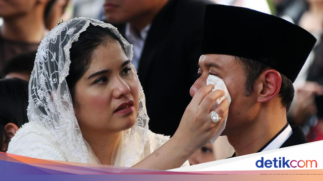 Momen Haru Annisa Pohan Seka Air Mata AHY