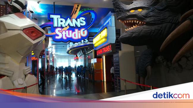 Hut Transmedia Di Trans Studio Cibubur Ini Deretan Artisnya