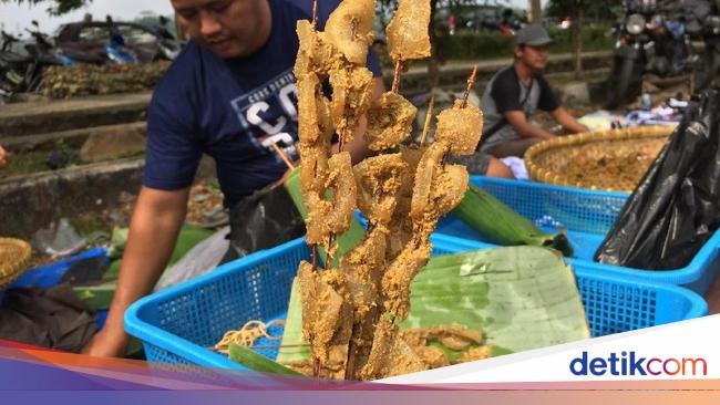 Uniknya Colok Gembrung Khas Ciamis, Sate Kulit Sapi Sejak 1960an