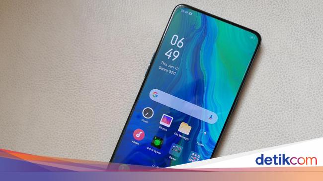 Ponsel Berponi Akan Lenyap Ini Komentar Oppo