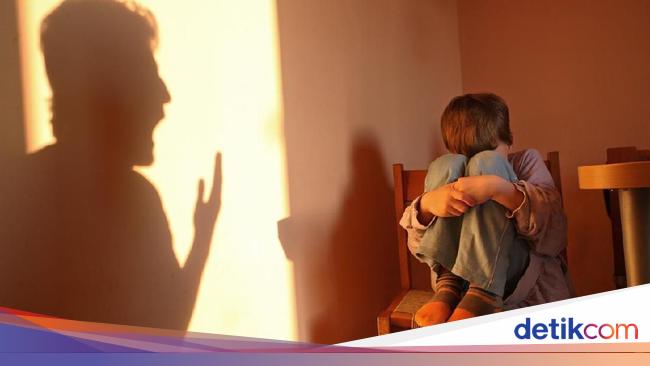 Viral! Anak 3 Tahun Diseret di Tanah oleh Ibu Gegara Rusak Cabai Tetangga - Detiknews