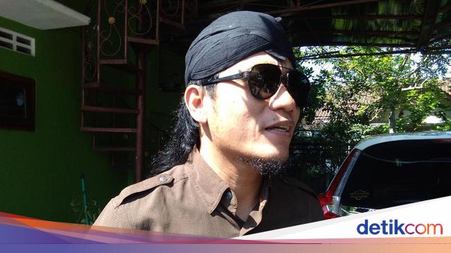 Cerita Kedekatan Deddy Corbuzier dengan Gus Miftah