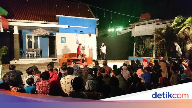 Seniman Tulungagung Hidupkan Kembali Seni Sandiwara Bahasa Jawa