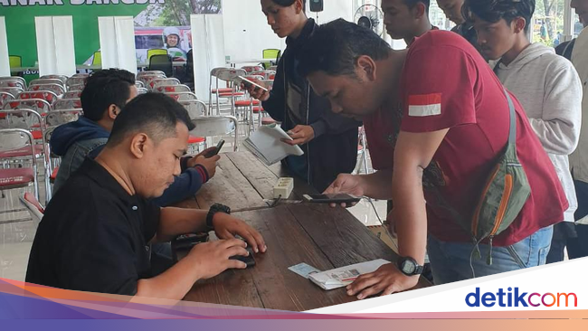 Pendaftar Driver Membeludak, Go-Jek Solo Buka Jalur Online