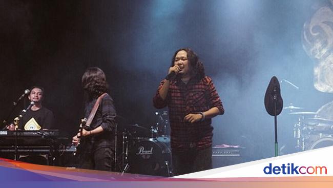 Dalem Makna Lagu Sebelum Cahaya Soal Janji Tuhan Kepada Umatnya Dalem Makna Lagu Sebelum Cahaya Soal Janji Tuhan Kepada Umatnya
