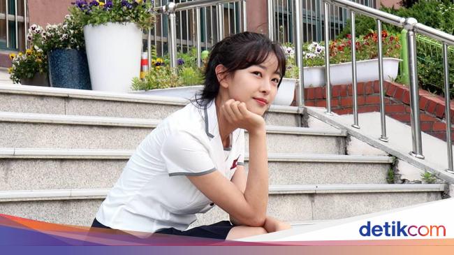  Foto  Penampilan Artis  Cantik Korea yang Ternyata Operasi 