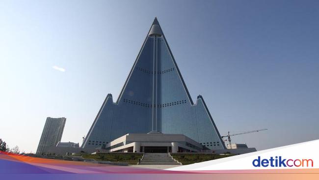 The Iconic Hotel Ryugyong: A Mysterious Landmark of Pyongyang and North Korea