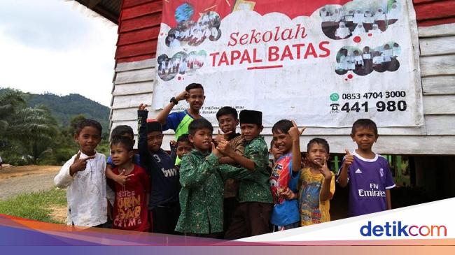Teknologi Bukan Solusi Masalah Pendidikan