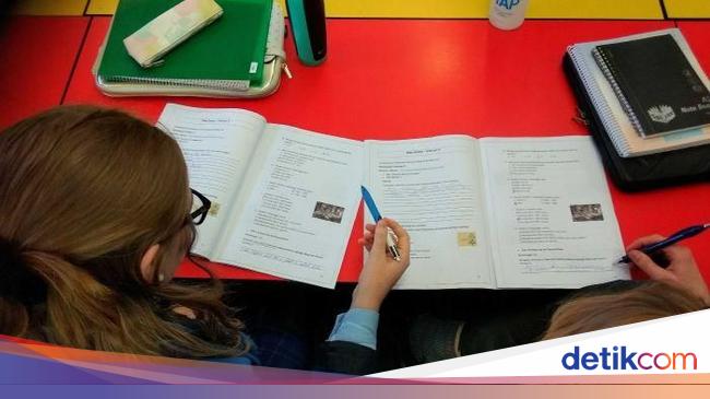 Letak Ide Pokok Dalam Sebuah Paragraf Dan Pengembangannya