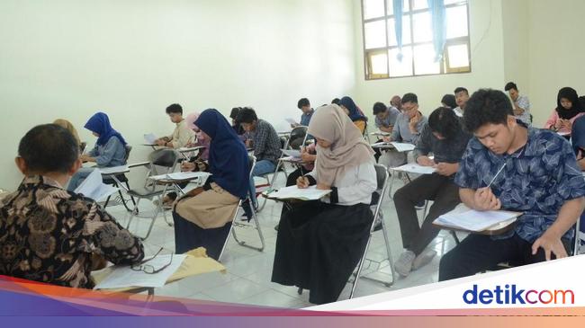 Ironi Jalur Mandiri Masuk Ptn